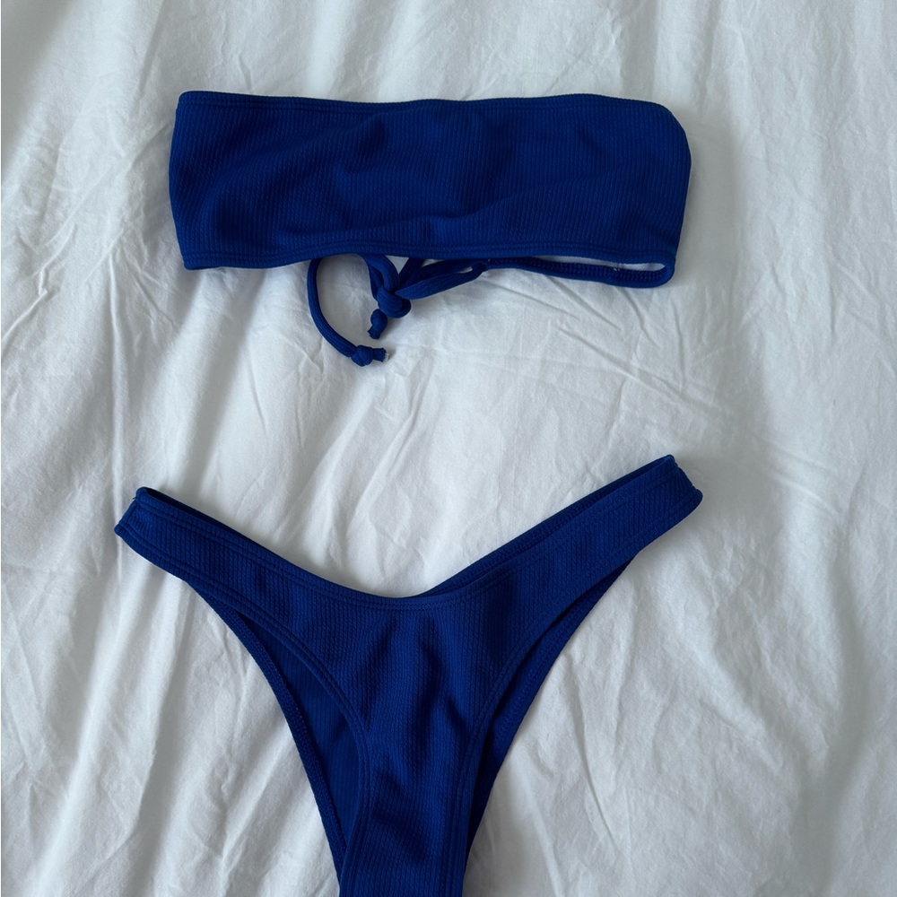 Strapless bikini